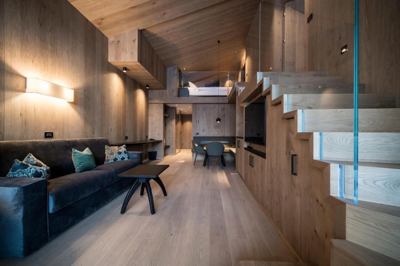 Two-Bedroom Suite,1070952526:JPEG